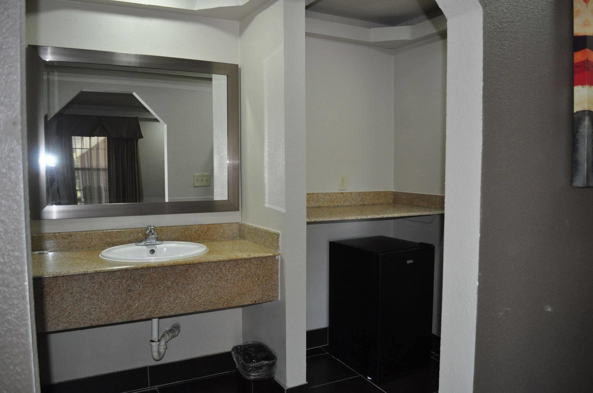 Palace Suites Ντάλλας Εξωτερικό φωτογραφία